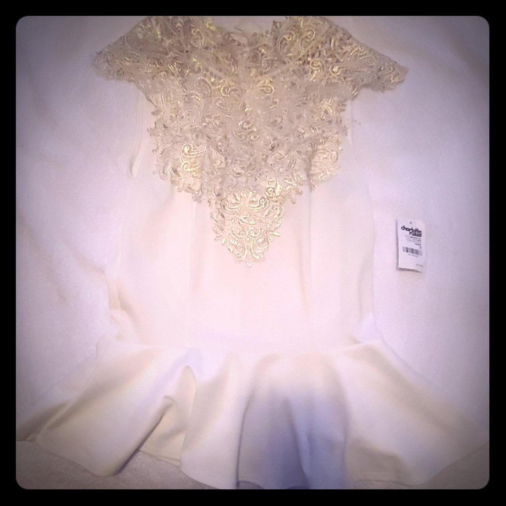 Dressy no sleeve shirt